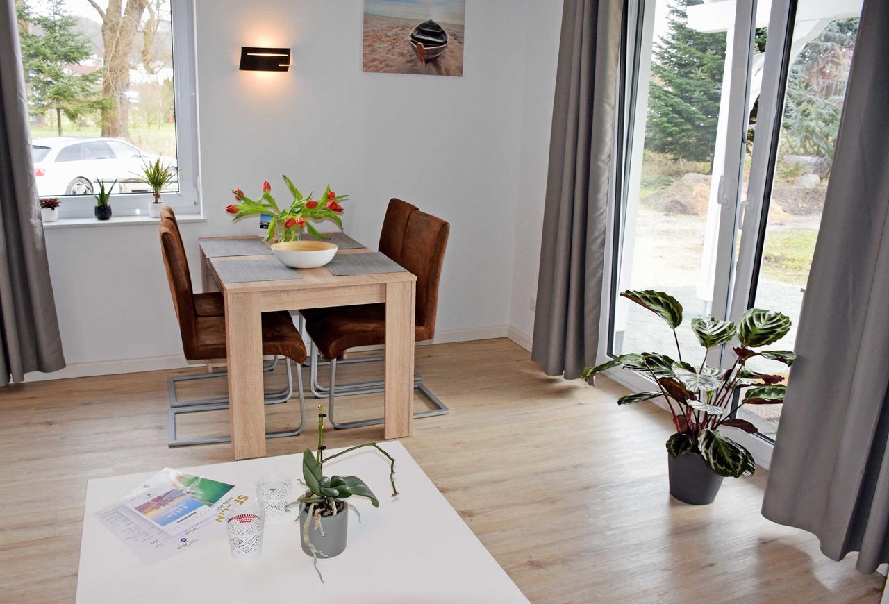 Ferienwohnung Sellin Am Seepark Esterno foto