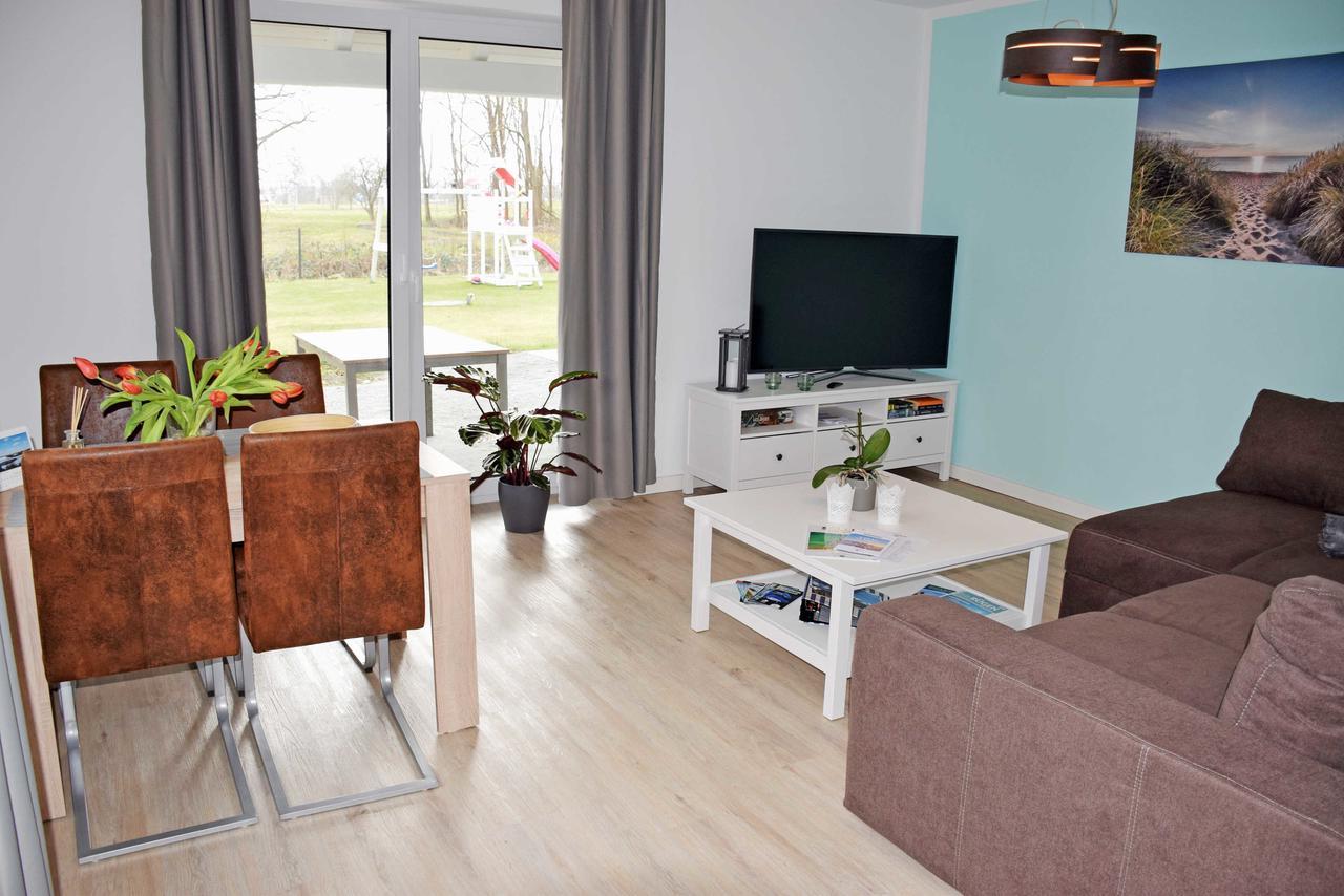 Ferienwohnung Sellin Am Seepark Esterno foto