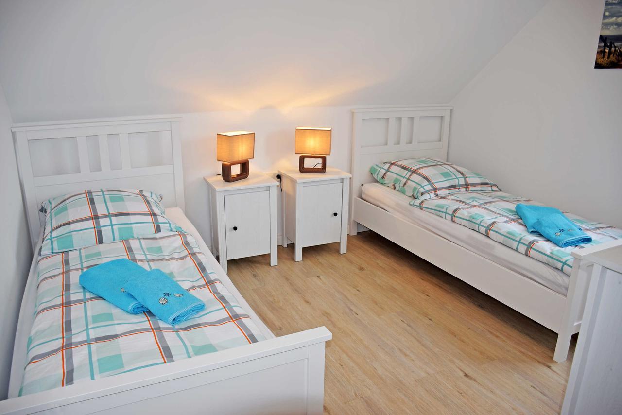 Ferienwohnung Sellin Am Seepark Esterno foto