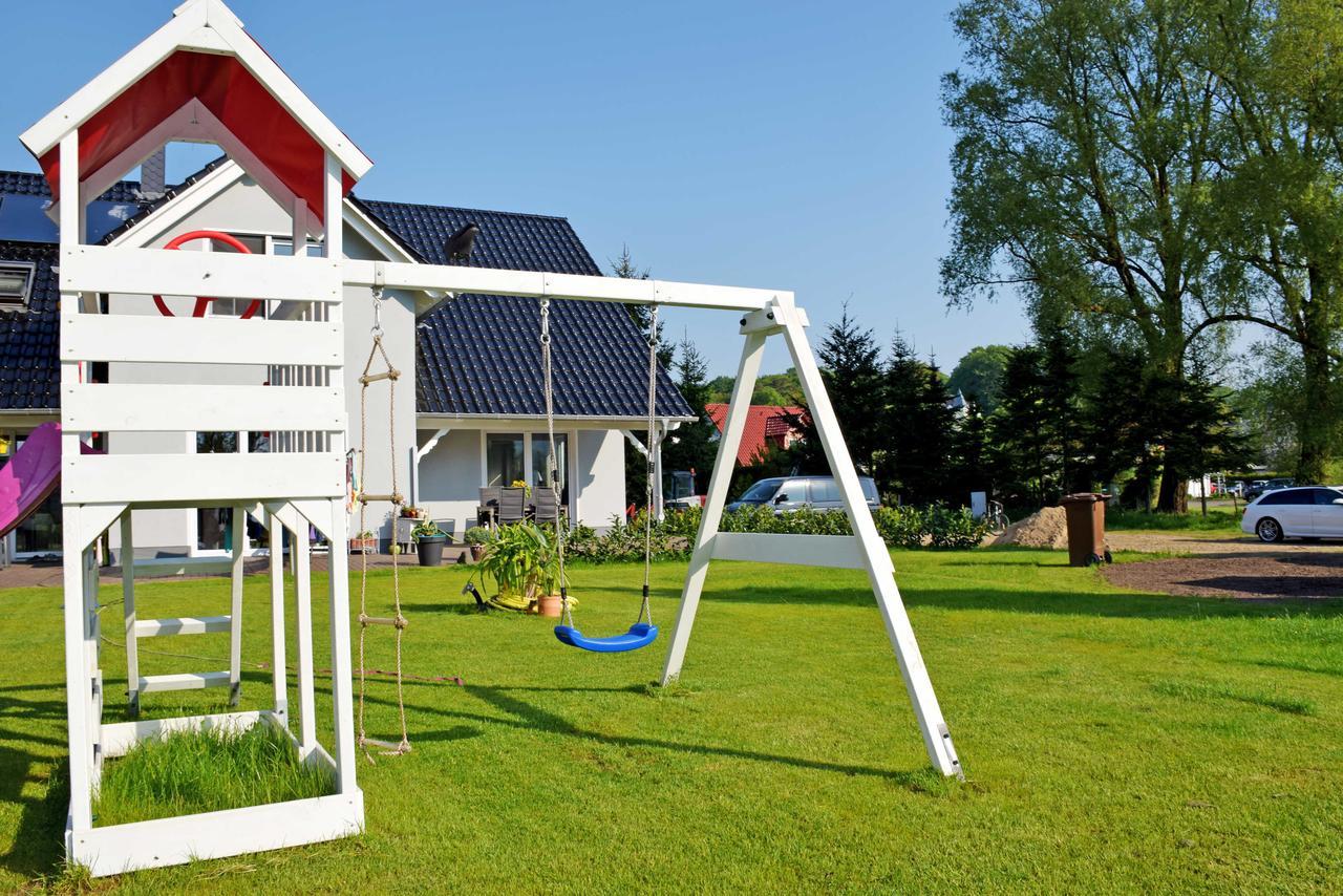 Ferienwohnung Sellin Am Seepark Esterno foto